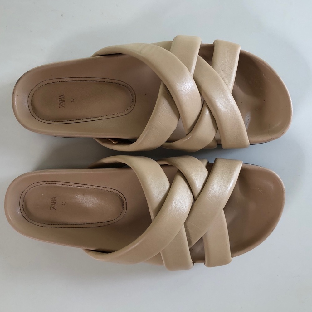 Zara slides